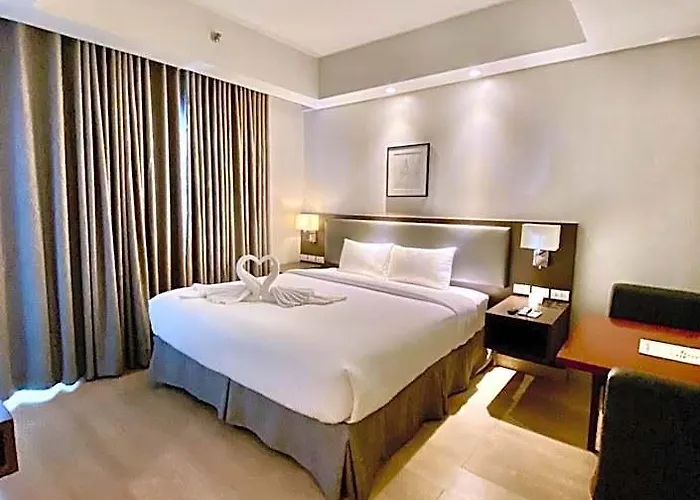 Hotel Gba Condotel At Bonifacio Civic Center Tower