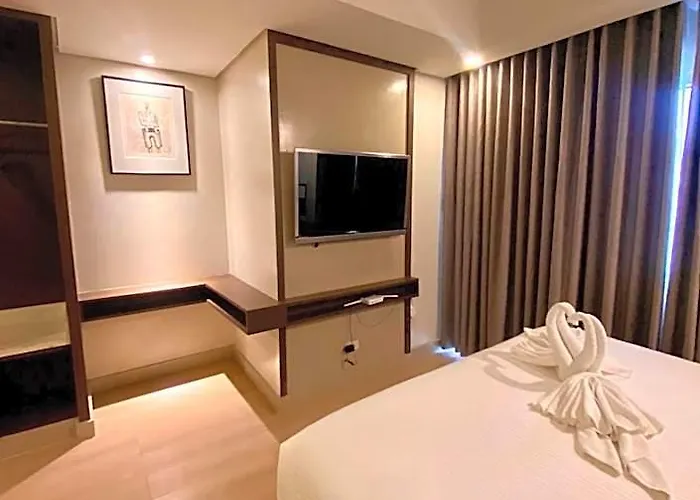 Gba Condotel At Bonifacio Civic Center Tower Hotel Manila